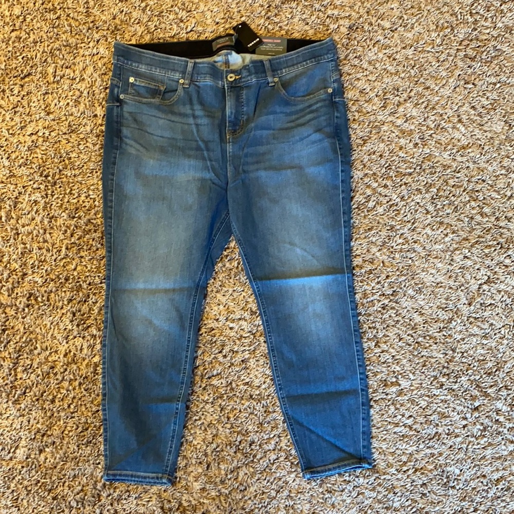 Torrid Bombshell Skinny jeans